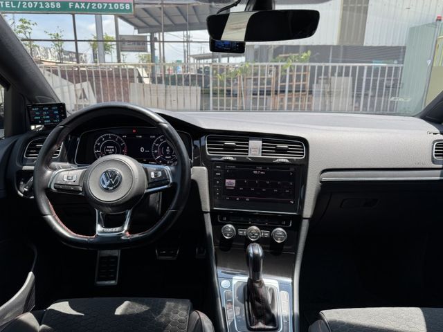 在庫 / Golf GTI / 認證保固 / 歡迎電洽預約賞車  第10張相片