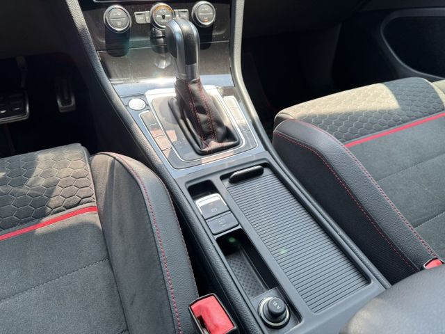 在庫 / Golf GTI / 認證保固 / 歡迎電洽預約賞車  第12張相片