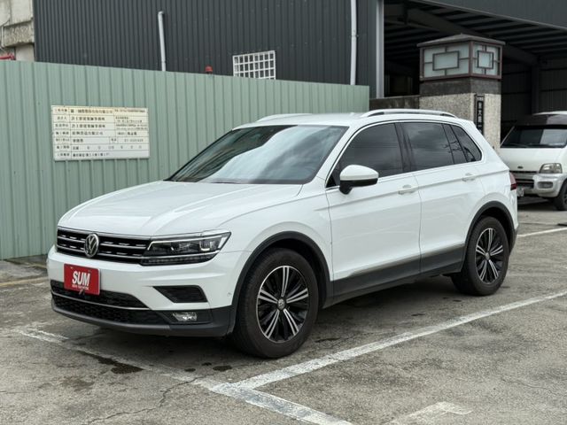 在店 / 車況優 / 認證保固 / 歡迎預約賞車  第1張相片