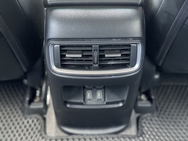 在店 / 里程3萬 / 天窗 / 車況優  第14張相片