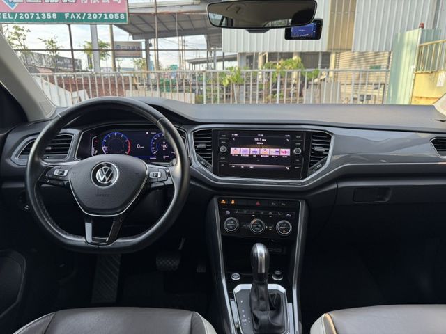 實車 / 280TSI Style Design / 認證保固  第7張相片
