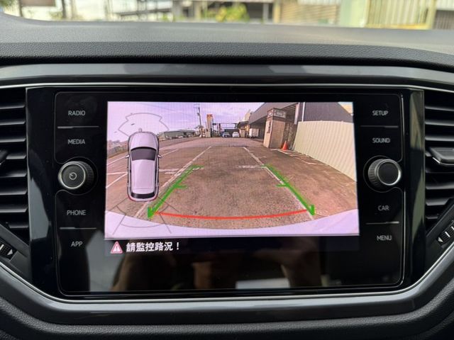 實車 / 280TSI Style Design / 認證保固  第11張相片