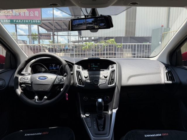 在店 / 五門 / 認證保固 / 歡迎預約賞車  第8張相片