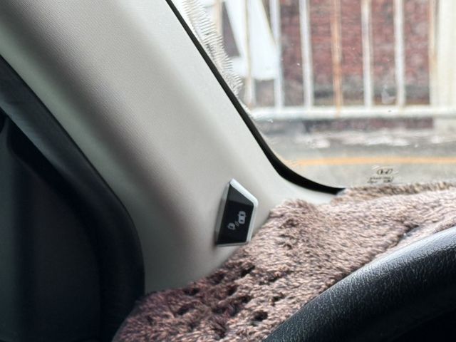 在店 / 認證保固 / 歡迎預約賞車  第12張相片