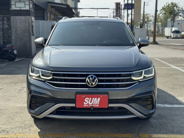 在店 / 七人座 / 認證保固 / 車況優  第3張相片