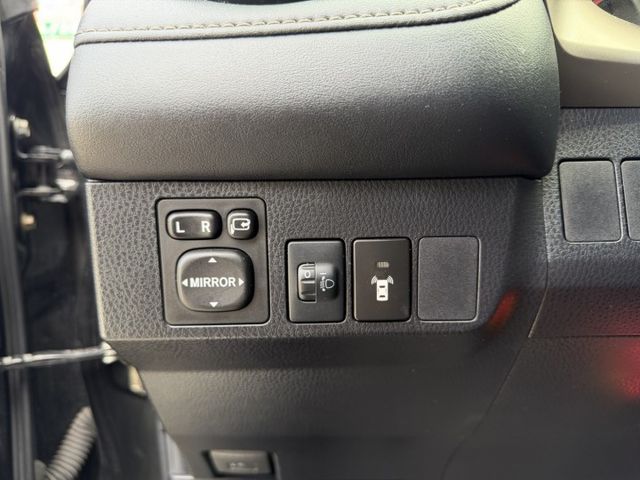 在店 / 認證保固 / 歡迎預約賞車  第14張相片