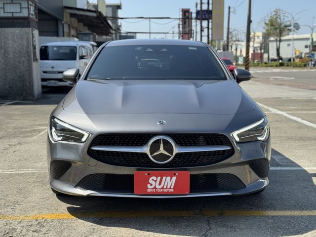 在店 / Shooting Brake / 車況優 里程三萬  第4張相片