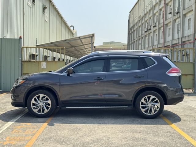 在店 / 認證保固 / 歡迎預約賞車  第8張相片