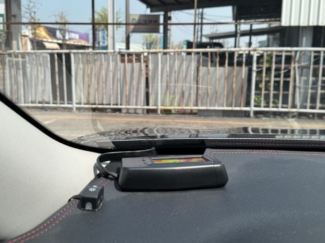 在店 / 認證保固 / 歡迎預約賞車  第13張相片