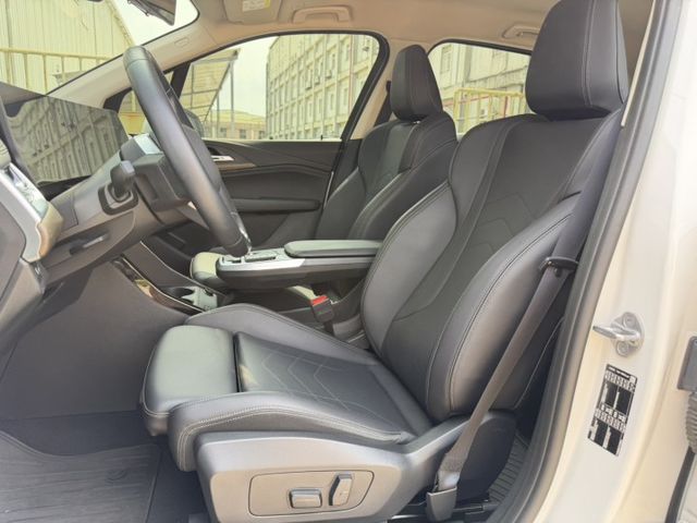 在店 / 輕油電 / 車況優  第11張相片