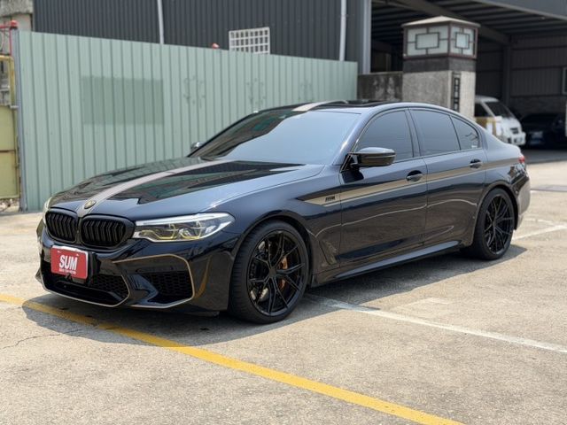 5 SERIES SEDAN G30  第2張相片
