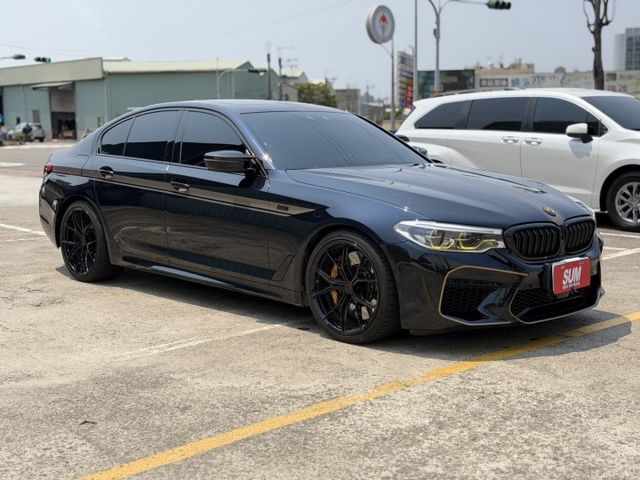 5 SERIES SEDAN G30  第6張相片