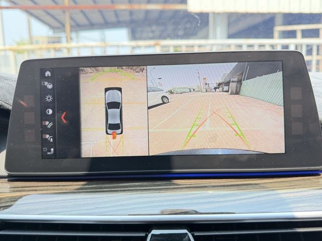 5 SERIES SEDAN G30  第17張相片