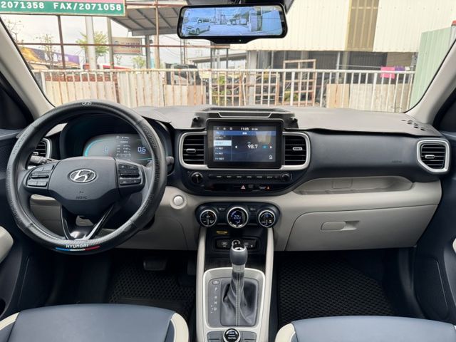 VENUE  第11張相片