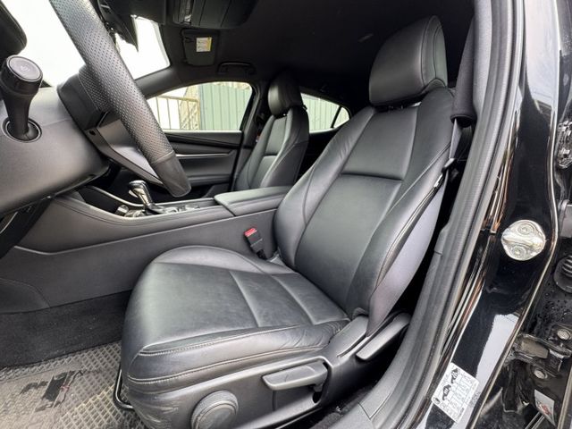 在店 / 五門 / 車況優 認證保固  第9張相片