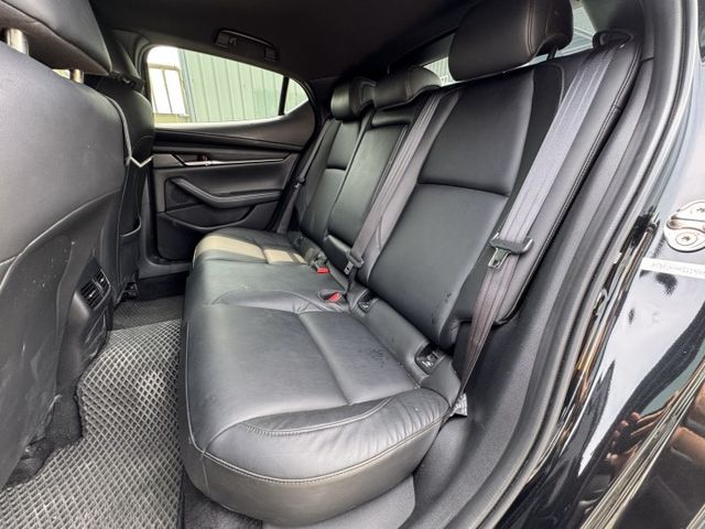 在店 / 五門 / 車況優 認證保固  第10張相片