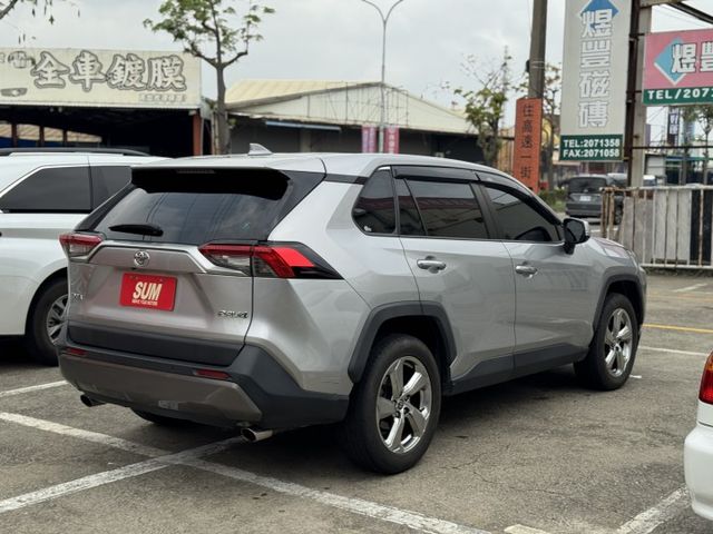 RAV4  第3張相片