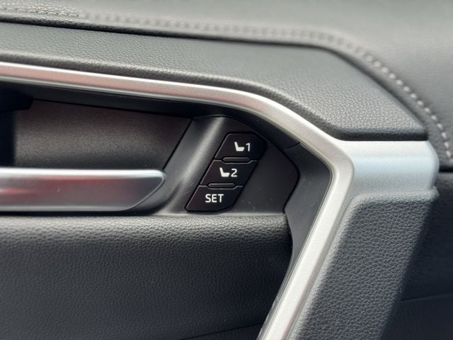 RAV4  第13張相片