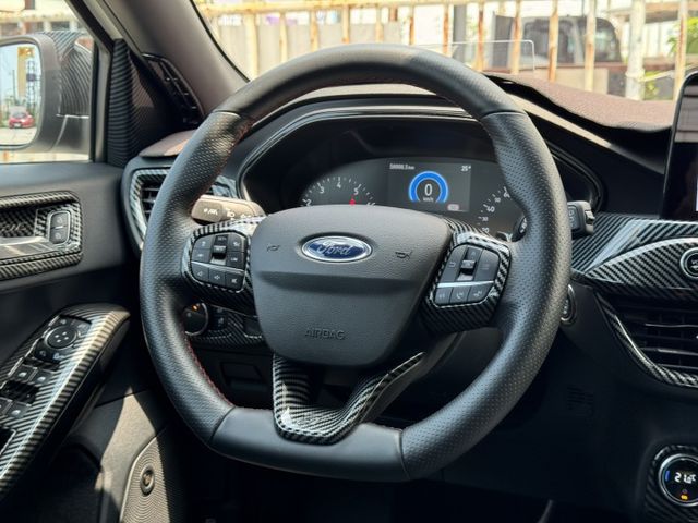 FOCUS 5D  第12張相片