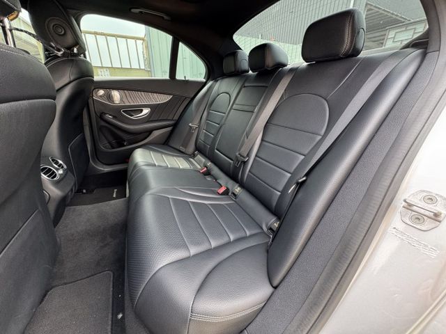 C-CLASS SEDAN W205  第10張相片