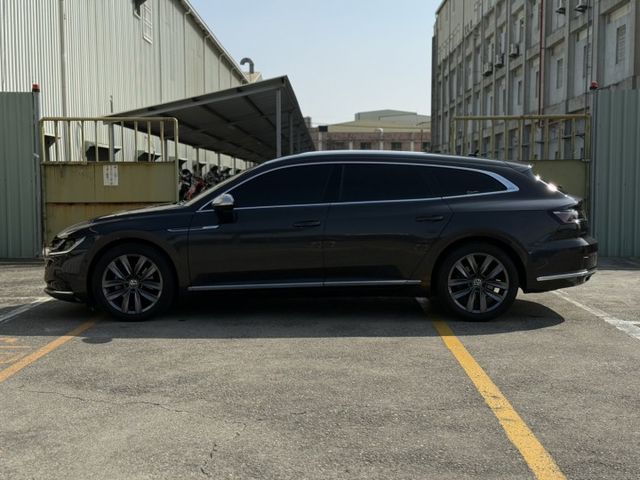 在店 / 認證保固 / 車況優  第8張相片