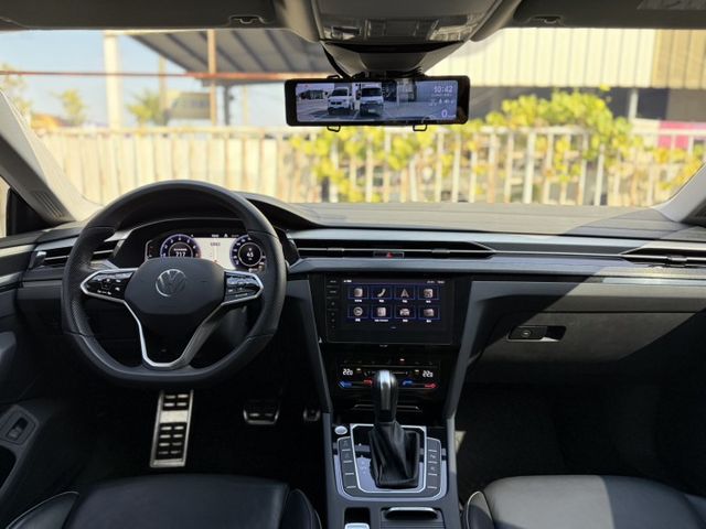 在店 / 認證保固 / 車況優  第9張相片