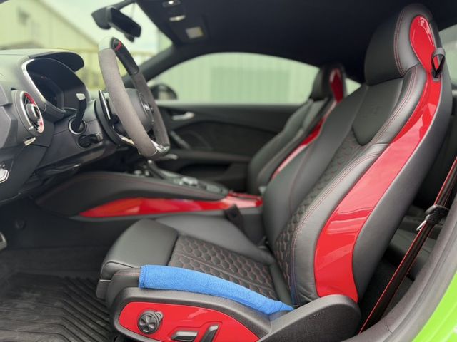 TT COUPE MK4  第11張相片
