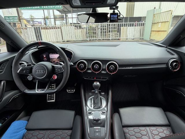 TT COUPE MK4  第15張相片