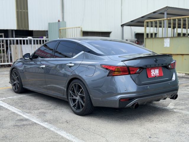 ALTIMA  第7張相片