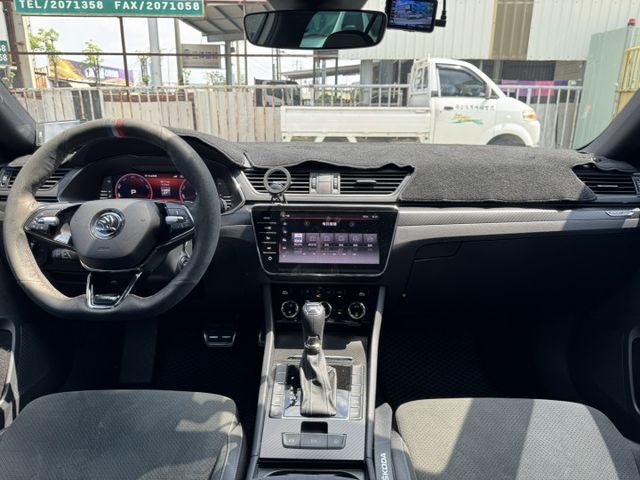SUPERB COMBI  第12張相片
