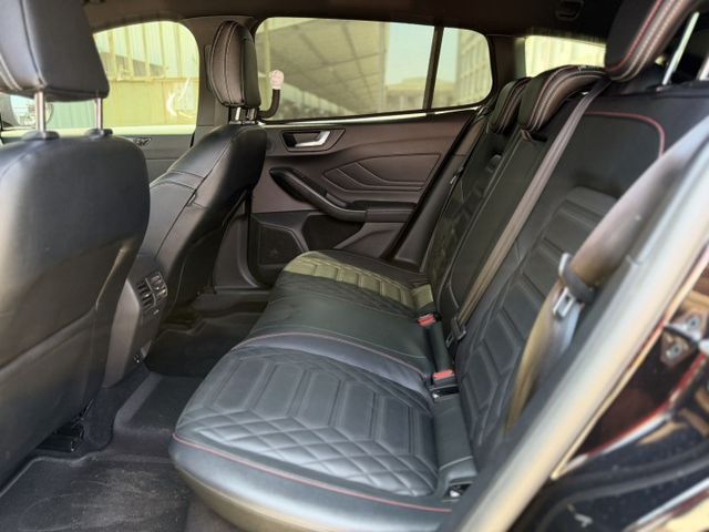 FOCUS WAGON  第10張相片