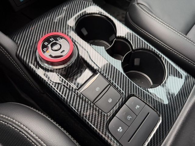 KUGA  第13張相片