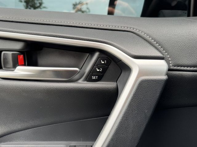 RAV4  第13張相片