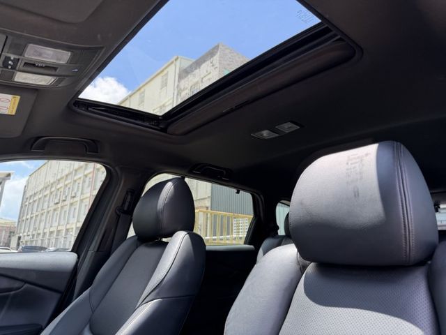 在店實車 / 七人座 / 車況優  第12張相片