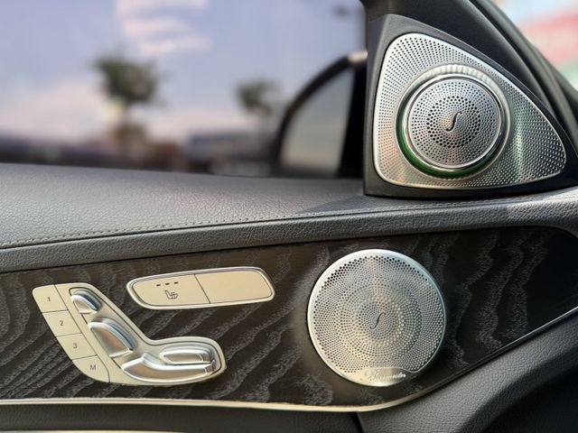 C-CLASS SEDAN W205  第15張相片
