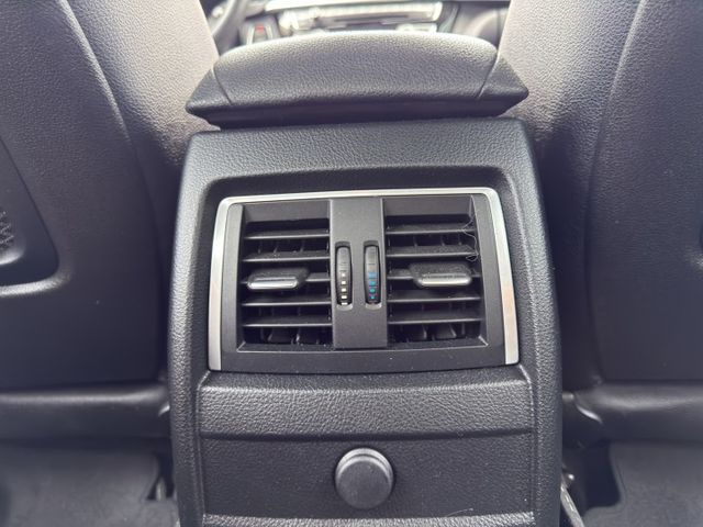 3 SERIES SEDAN F30  第15張相片