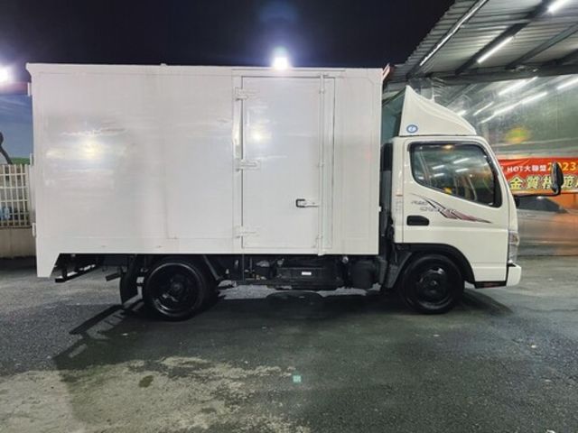 MITSUBISHI三菱 CANTER  第6張相片