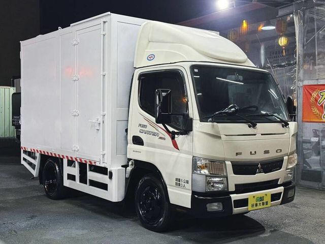 MITSUBISHI三菱 CANTER  第8張相片