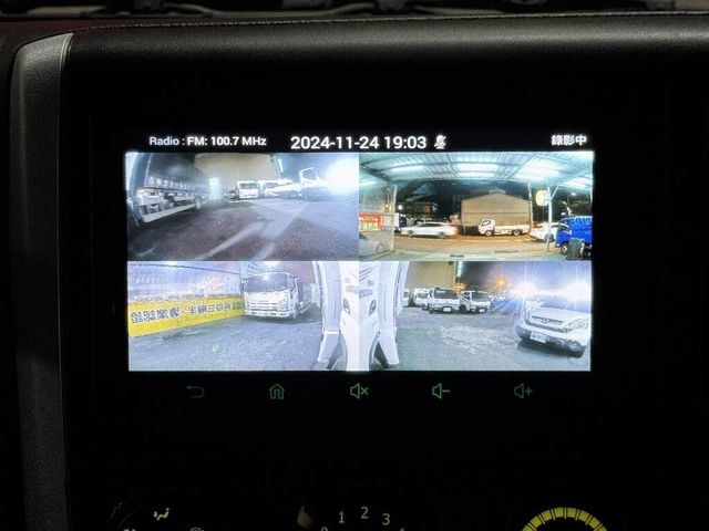 MITSUBISHI三菱 CANTER  第12張相片