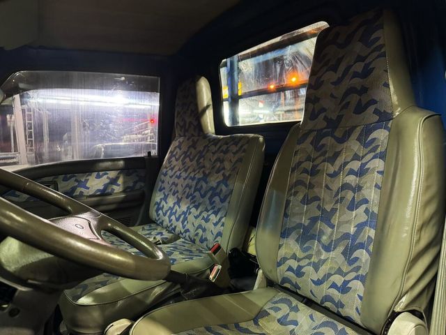 FORD福特 ECONOVAN  第7張相片