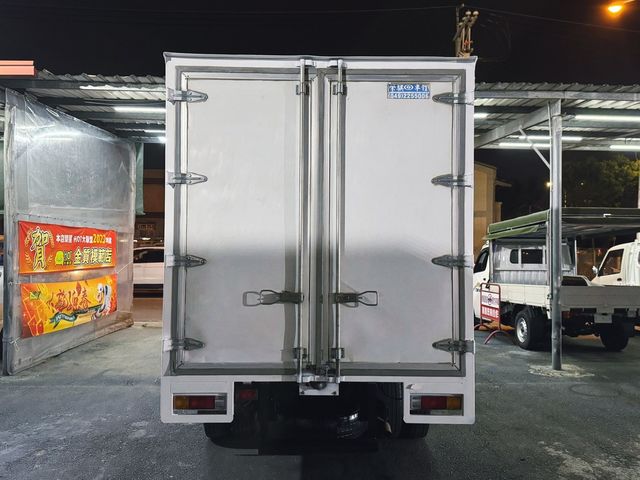 MITSUBISHI三菱 CANTER  第4張相片