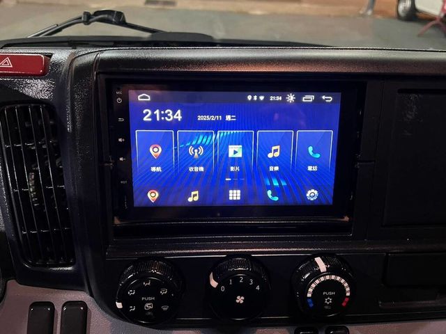 MITSUBISHI三菱 CANTER  第14張相片