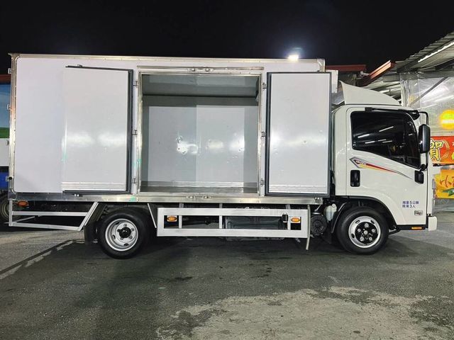 ISUZU五十鈴 NLR  第13張相片