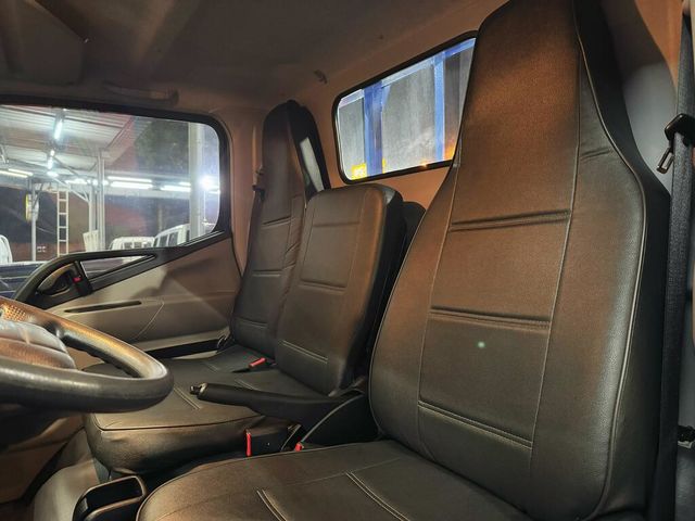 MITSUBISHI三菱 CANTER  第13張相片