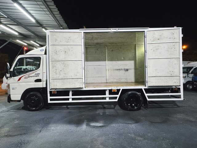 MITSUBISHI三菱 CANTER  第4張相片
