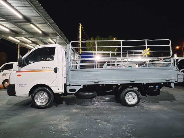 HYUNDAI現代 PORTER  第3張相片