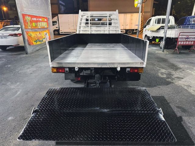 MITSUBISHI三菱 DELICA  第5張相片