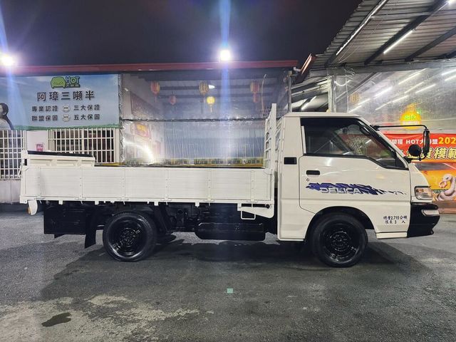 MITSUBISHI三菱 DELICA  第7張相片