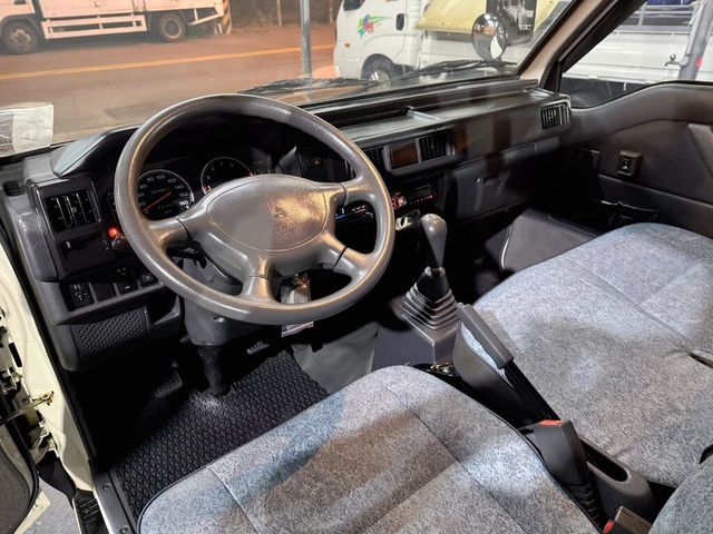 MITSUBISHI三菱 DELICA  第10張相片