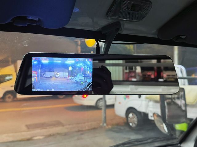 MITSUBISHI三菱 DELICA  第13張相片